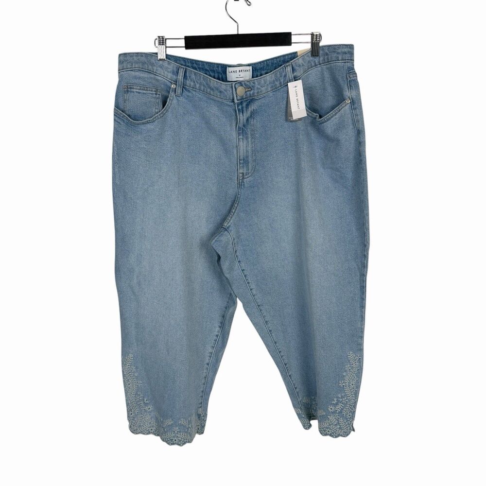 Lane Bryant Light Wash Denim Jean Capris Women 22W Embroidered Weekend Boyfriend